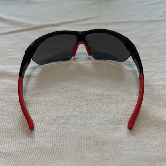 Skechers Boys Sunglasses - Picture 5 of 5